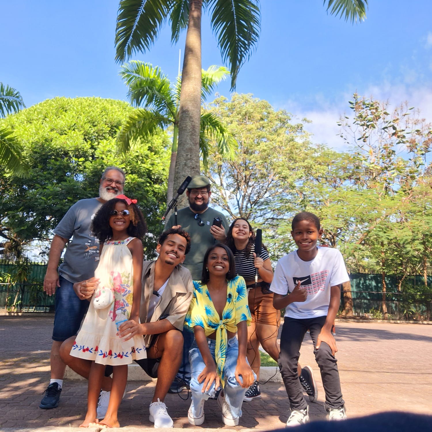 Equipe do Cria da Ciência reunida durante o passeio no BioParque do Rio